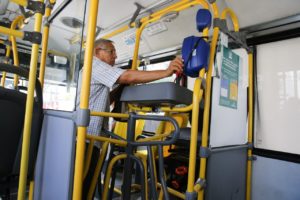 Idosos a partir de 60 anos podem ganhar gratuidade nos ônibus de Fortaleza