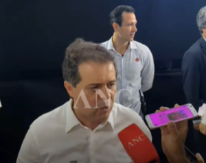 Para Evandro Leitão, as alianças não objetivam um projeto político que pense na população, mas com total rivalidade política - (Foto: REDE ANC)