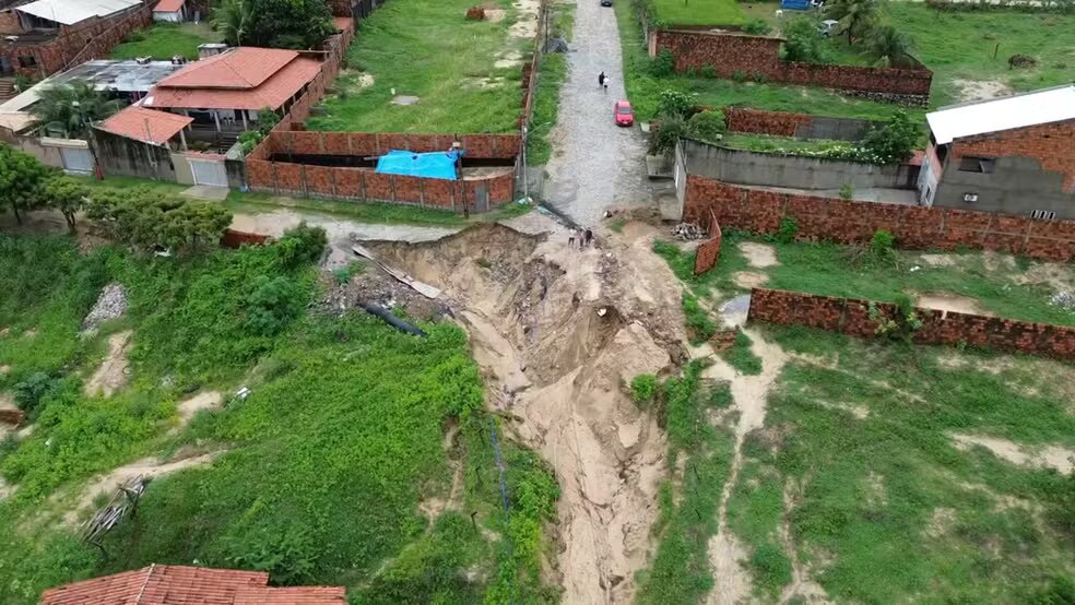 Municípios cearenses estão sob alerta de chuvas e ventos fortes