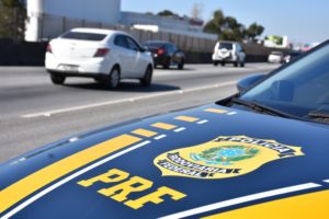 Nesta quarta-feira (30), a Polícia Rodoviária Federal (PRF) iniciou a Operação Dia do Trabalho 2025 nas rodovias federais que cortam o estado do Ceará.