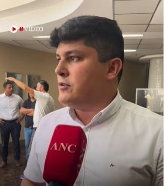 De acordo com Joel Barroso, Santa Quitéria terá obras importantes ao longo de 2025. Gestor atribui cenário a diálogo com lideranças - (Foto: Werner Júnior)