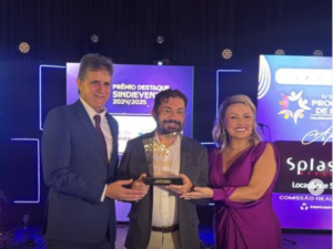 Setor de Eventos é reconhecido em solenidade. No total, 13 segmentos foram premiados pela sua contribuição e destaque no Ceará - (Foto: Werner Júnior)