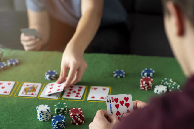 Maioria dos brasileiros apoia legalização de jogos desde que haja controle