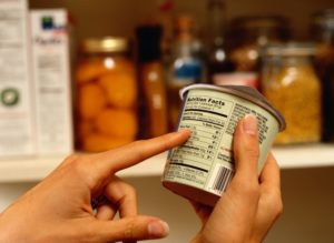 Projeto propõe rotulagem obrigatória em restaurantes e delivery