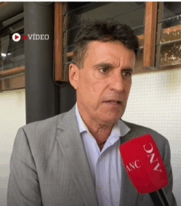 O deputado estadual Agenor Neto, que já foi prefeito de Iguatu, lamentou a situação delicada observada em áreas cruciais do município - (Foto: REDE ANC)