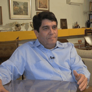 Segundo Cláudio Pinho, Dr. Cabeto deve contribuir com sua experiência para dar um diagnóstico do atual setor da Saúde no Ceará - (Foto: Câmara Municipal de Fortaleza)