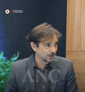Guilherme Sampaio projeta reeleição de Elmano e destaca aceitação do governo revelada em recente pesquisa - Foto: REDE ANC)