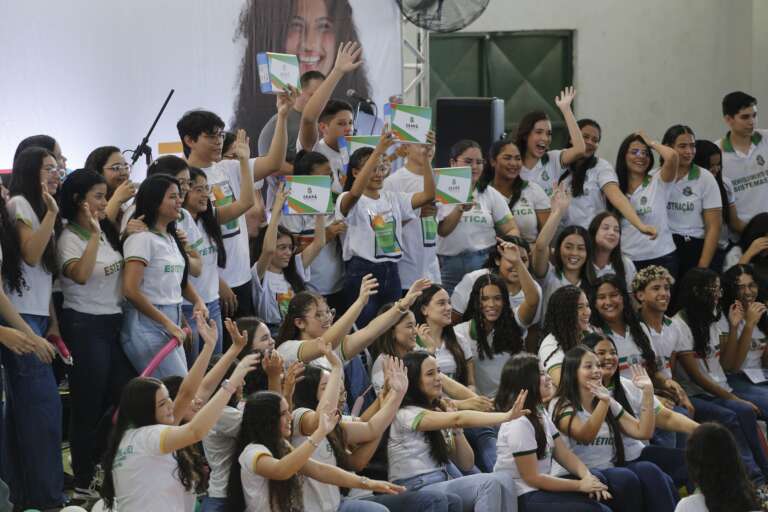 Caridade recebe investimentos em educação e mobilidade