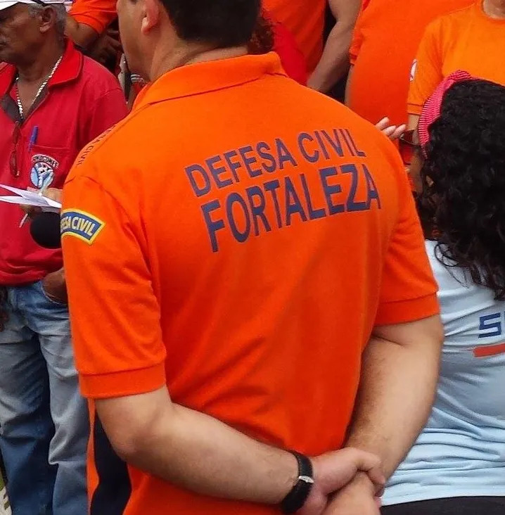 Fortaleza amplia escala da Defesa Civil em regime de sobreaviso