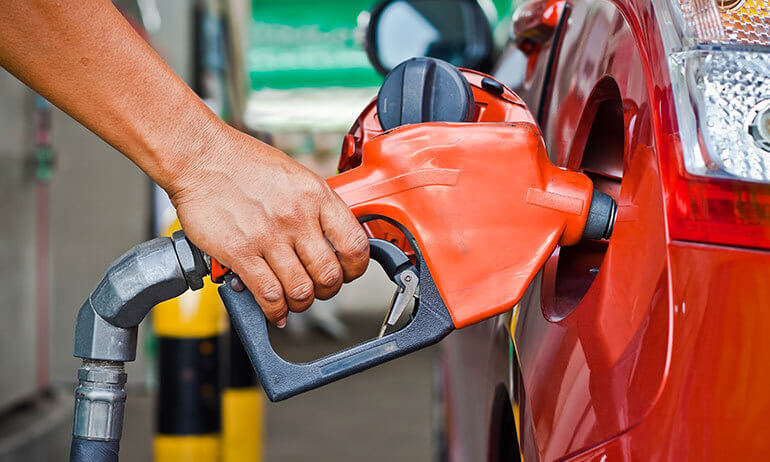 Entre os dias 1º e 7 de junho, o Ceará registrou a segunda gasolina mais cara do Nordeste, com o preço médio do litro atingindo R$ 6,47. No mesmo período, o Estado também apresentou o óleo diesel mais caro da região, com valor médio de R$ 6,26.