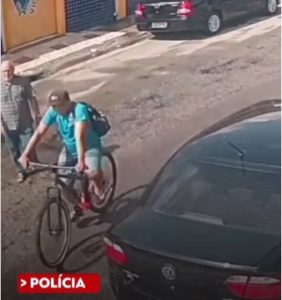 De acordo com a mãe do aluno, o furto ocorreu nas proximidades da escola, em um local reservado para o estacionamento das bicicletas - (Foto: REDE ANC)