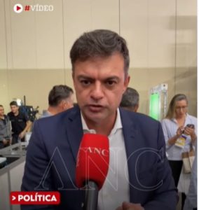 De acordo com Fernando Santana, o líder do Governo Lula, José Guimarães, tem sido um desses incentivadores - (Foto: REDE ANC)