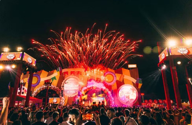 Consolidado no Ceará, São João de Maracanaú fecha números em 2025 que o colocam como um dos principais eventos juninos do Brasil - (Foto: Prefeitura de Maracanaú)