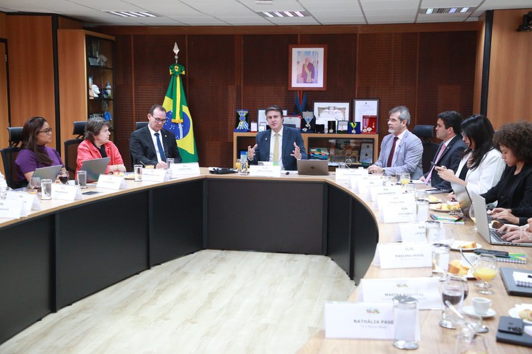 Brasil chega a 59,2% de crianças alfabetizadas na idade certa