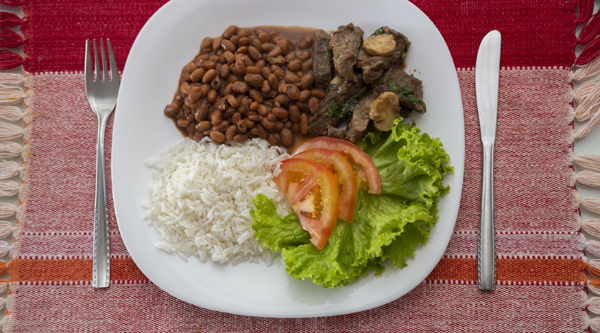 Mesmo com aumento na renda, milhões ainda não têm acesso à alimentação adequada