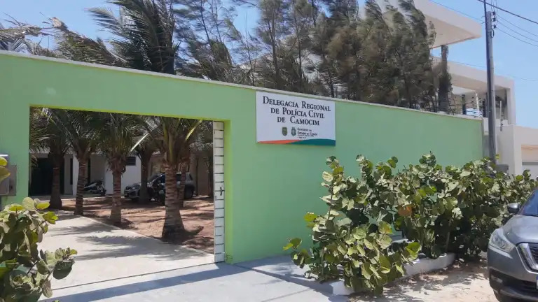 Justiça determina internação hospitalar para inspetor acusado de matar policiais em Camocim