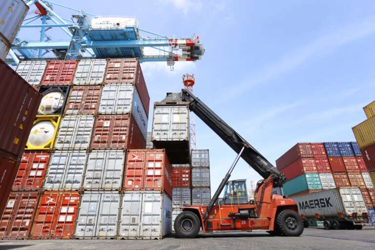 Tarifas dos EUA ameaçam exportações do Ceará e mercado de trabalho regional