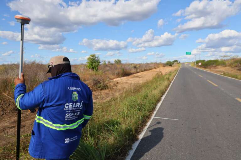 Ceará investe R$ 36 milhões em obras viárias e de lazer em Varjota