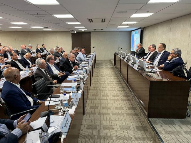 Ricardo Cavalcante participa de reunião da CNI sobre tarifas dos EUA