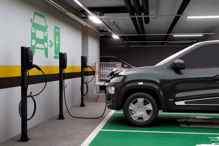 CMFor define regras e multas para recarga de veículos elétricos em Fortaleza