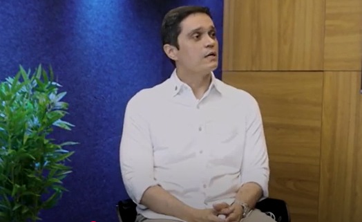 Projeto liderado por Elmano tem atendido aos que mais necessitam das políticas públicas, avalia secretário Denis Bezerra - (Foto: REDE ANC)