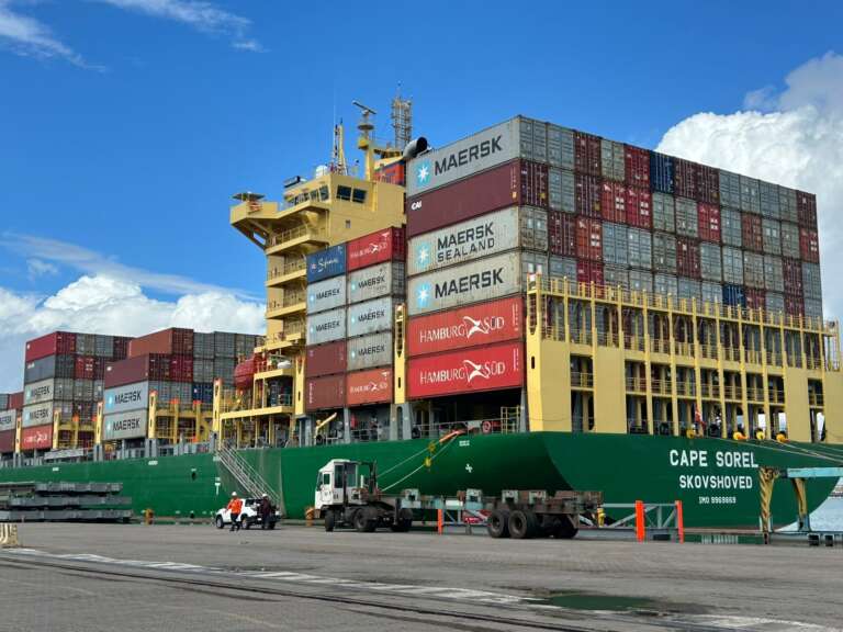 Sobretaxas dos EUA afetam mais da metade das exportações brasileiras