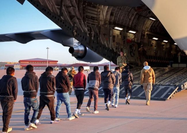 Com deportações em alta, Brasil cria rede de acolhimento para repatriados