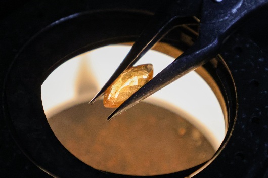 Nova descoberta em minerais cearenses pode inspirar tecnologias ópticas