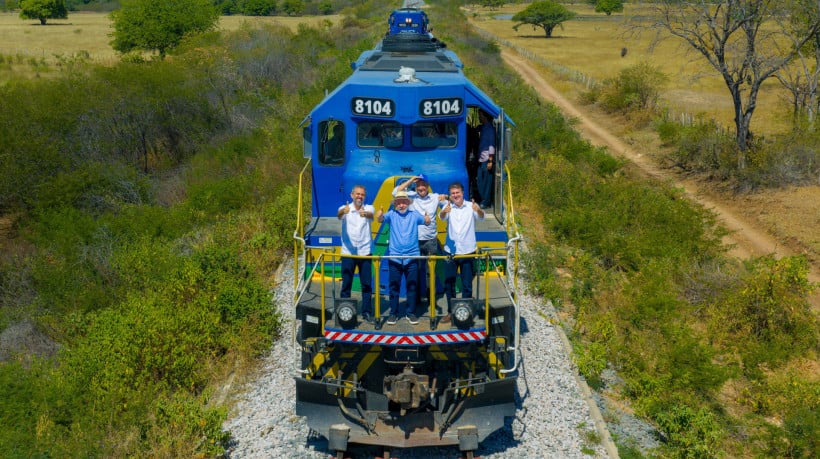Transnordestina inicia transporte de cargas entre Piauí e Ceará