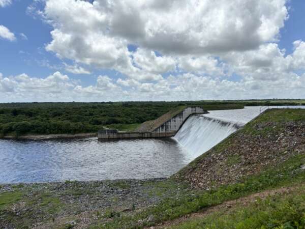 Ceará enfrenta avanço da seca e queda nos níveis dos reservatórios