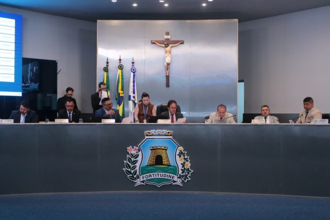 Saúde e Educação lideram recursos do Plano Plurianual aprovado pela CMFor