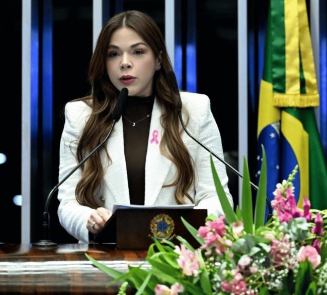 Juliana Lucena propõe solenidade em homenagem ao Outubro Rosa na Alece