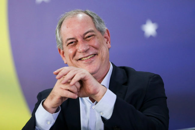 Ciro Gomes deixa PDT e retorna ao PSDB após quase 30 anos