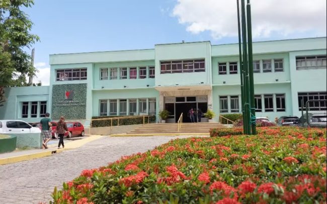 Ceará convoca 312 novos profissionais para reforçar hospitais estaduais