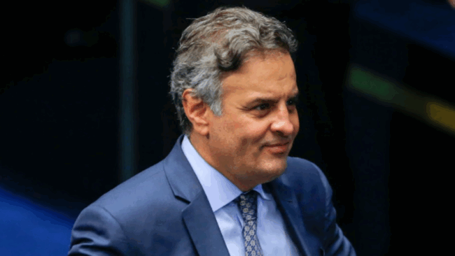 Aécio afirmou que o momento requer cautela para que o PSDB possa, futuramente, ter musculatura para encarar campanhas nacionais - (Foto: Reprodução)