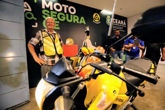Elmano retoma um compromisso firmado com os mototaxistas feito em 2015, quando ainda era deputado estadual (Foto: Reprodução)
