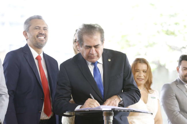 De acordo com Zezinho Aluquerque, a parceria com os prefeitos e prefeitas dão um ganho na gestão, mas também reverbera no campo político - (Foto: Reprodução)