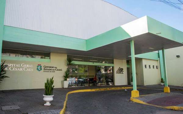 Incêndio mantém Hospital César Cals fechado sem previsão de reabertura