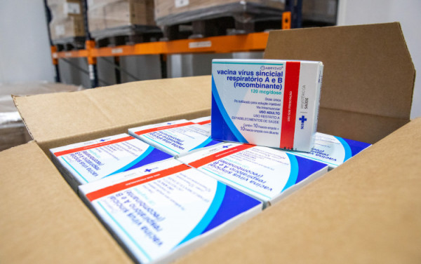 Ceará receberá 29 mil doses de vacina contra infecção respiratória