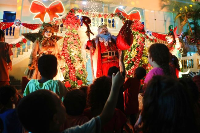 Programa Fortaleza Inclusiva leva celebração natalina a crianças acolhidas