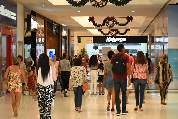 Vendas de Natal em Fortaleza devem crescer 7,4% neste ano
