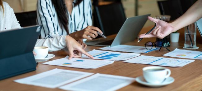 Número de desempregados no Brasil chega ao menor patamar já registrado