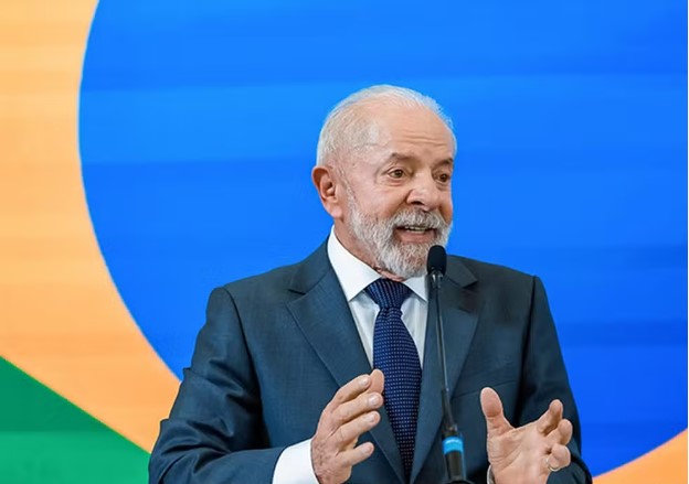 Avaliação de Lula permanece estável, mas reprovação chega a 40%