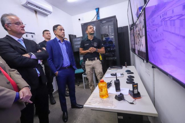 Presídio do Ceará passa a monitorar conversas entre presos e advogados