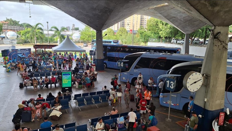 Demanda por viagens rodoviárias cresce 35% em Fortaleza no período natalino