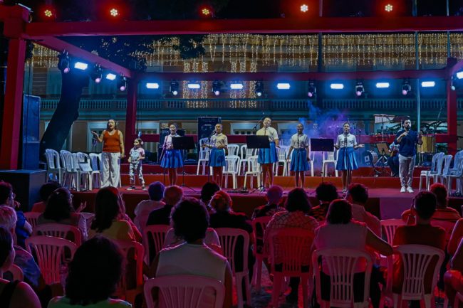 Concerto de Natal da UFC reúne corais e orquestra em noite aberta ao público