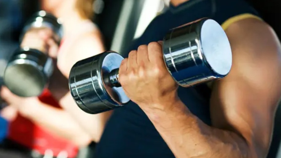 Estudo indica uso de anabolizantes por até 31,6% dos praticantes de exercícios