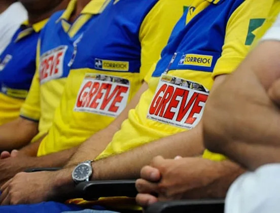 Correios entram em greve por tempo indeterminado em sete estados