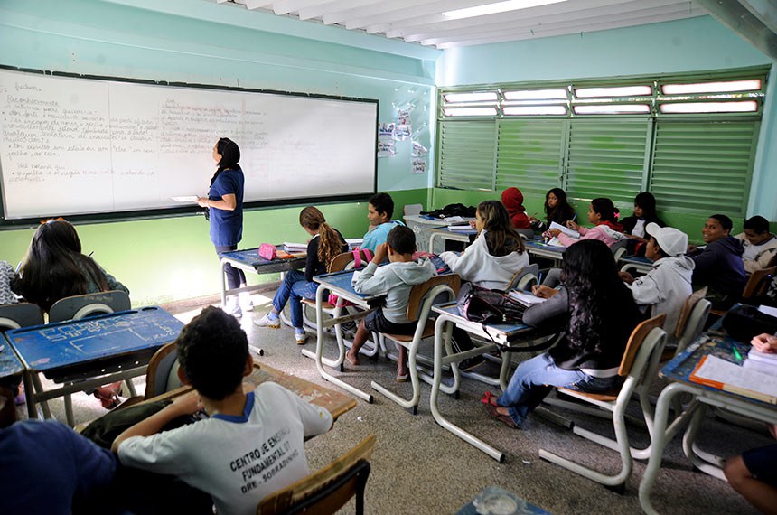 Ceará lidera indicadores de frequência escolar no Nordeste em 2024