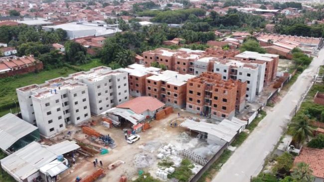 Fortaleza divulga candidatos a moradias do Residencial Santa Mônica